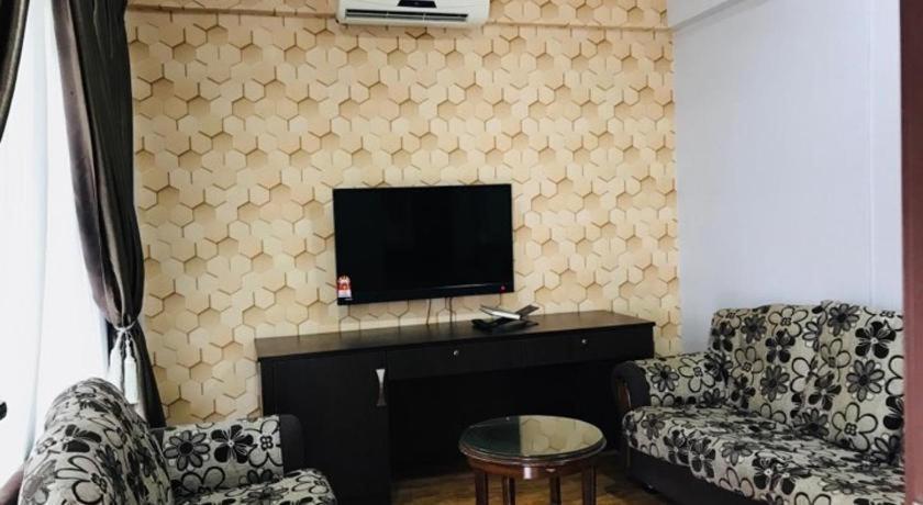 Capital O 90490 Zaques Hotel สุไหงเปอตานี ภายนอก รูปภาพ