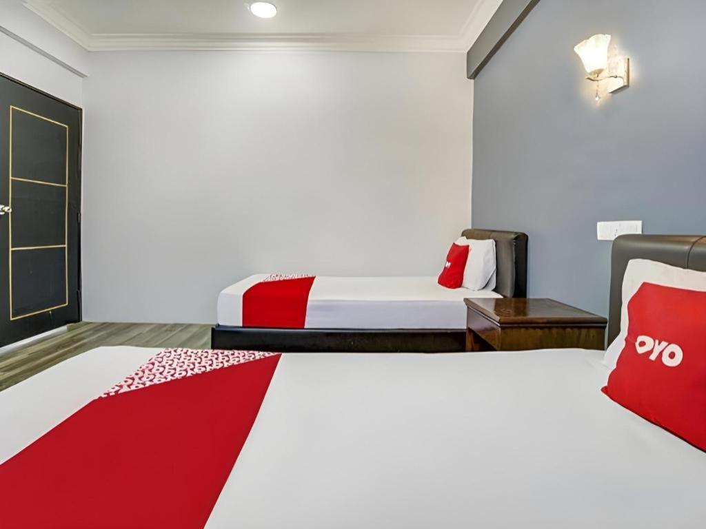 Capital O 90490 Zaques Hotel สุไหงเปอตานี ภายนอก รูปภาพ